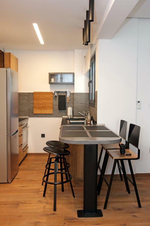 Apartment Tom's Bachelor Pad *